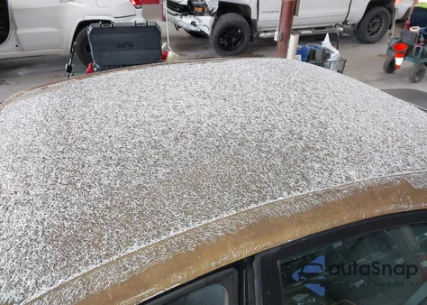 2004 Toyota Camry Le z USA, uszkodzony, nr VIN 4T1BE32K14U323400